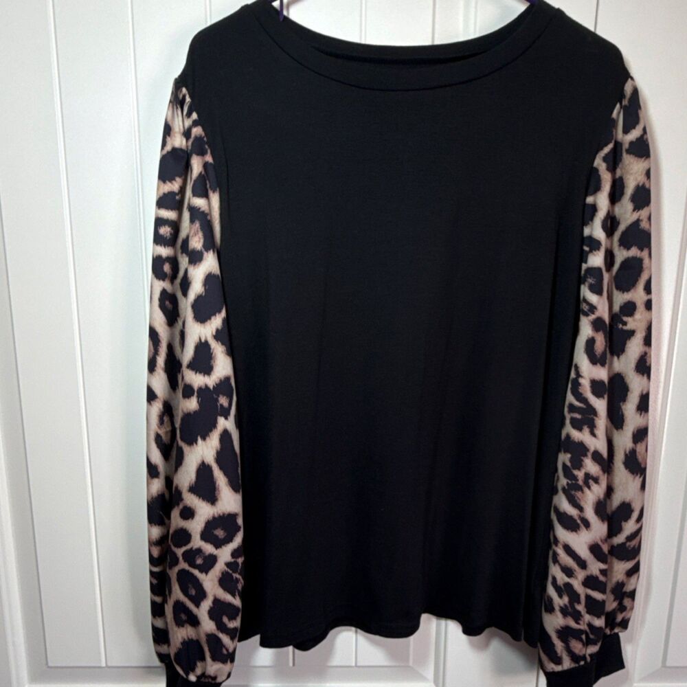 Black Leopard Print Long Sleeve Round Neck Blouse 100% Polyester XXL NWOT